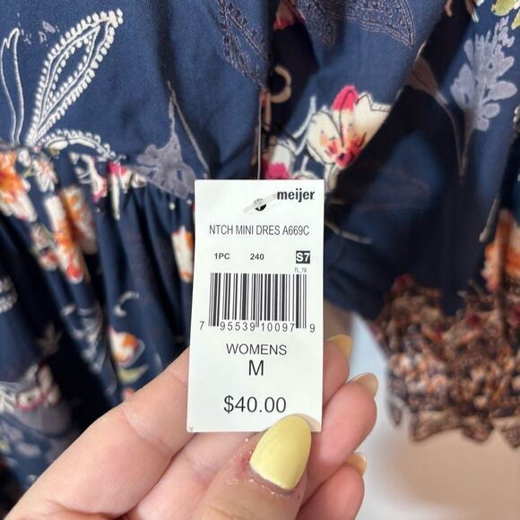 Angie Floral Printed Mini Dress NEW with tags Size Medium - Picture 10 of 12